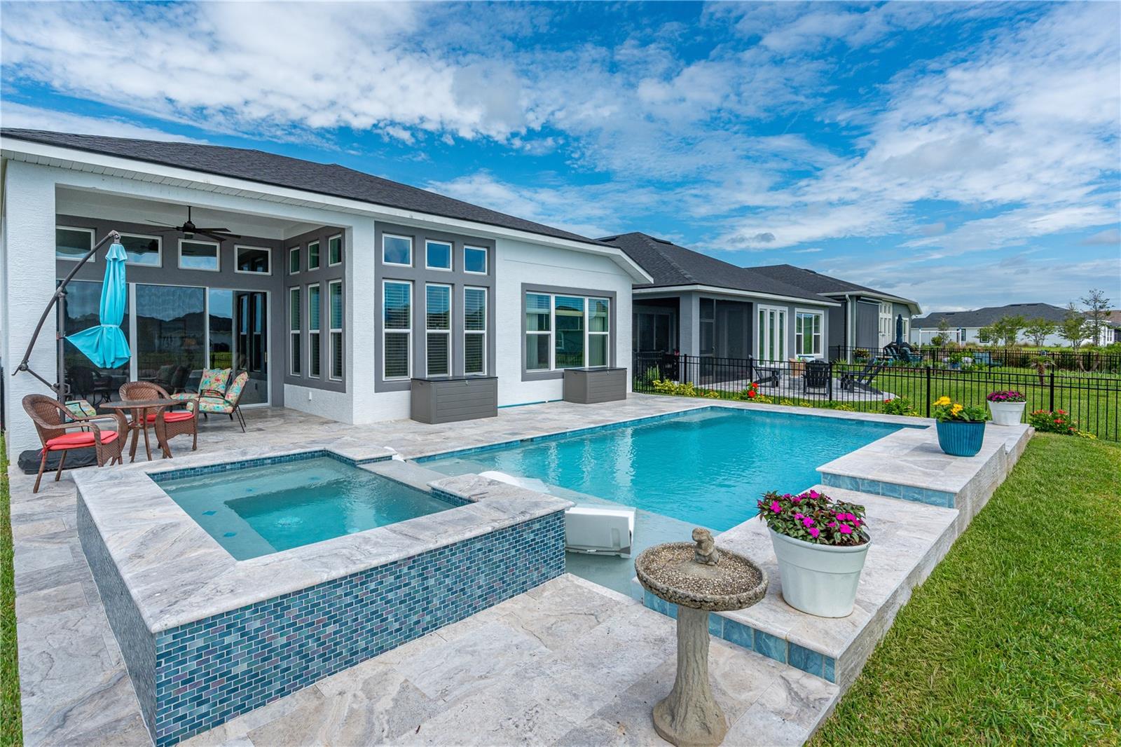 MOSAIC PH 2 - Residential