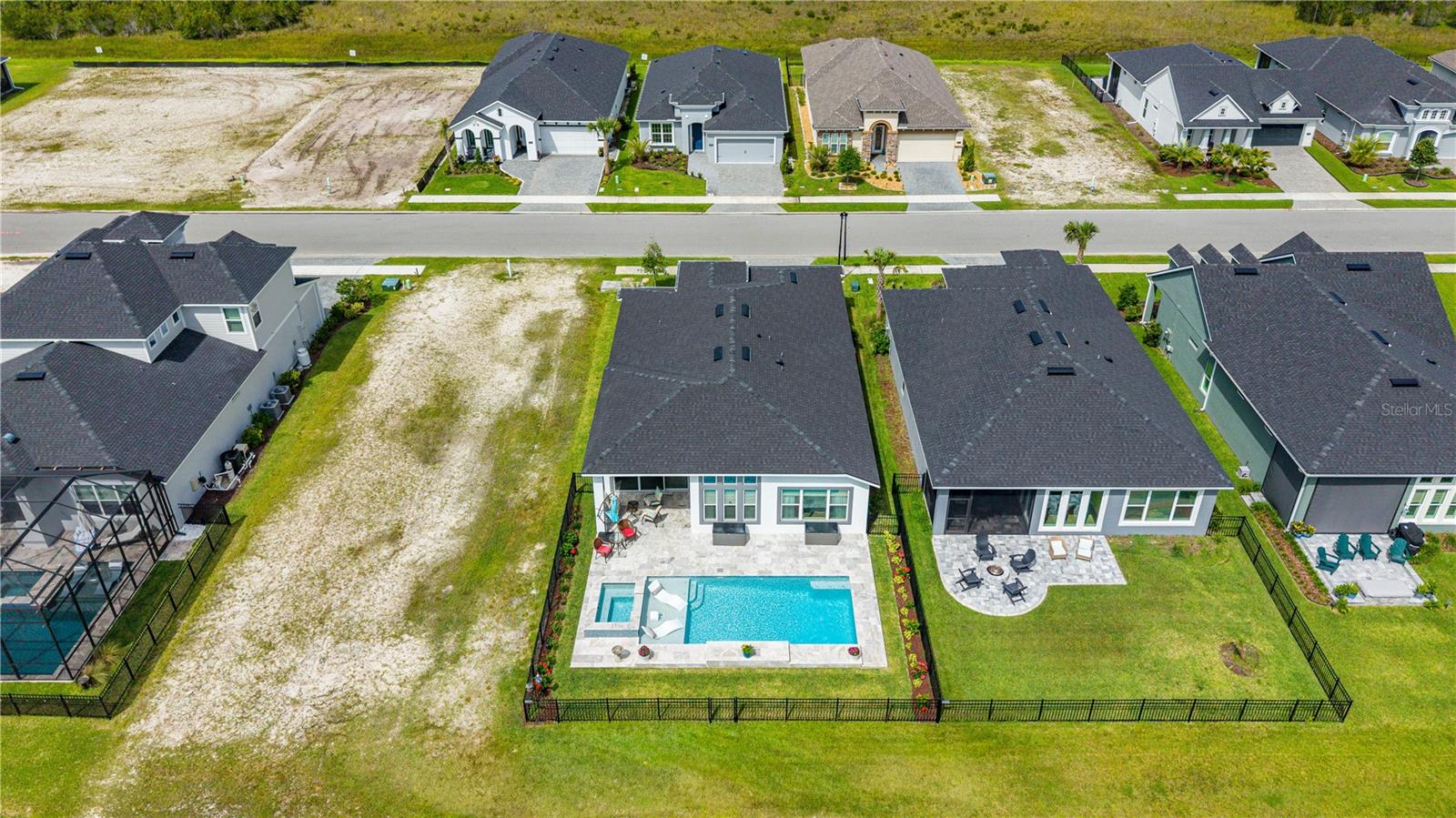 MOSAIC PH 2 - Residential