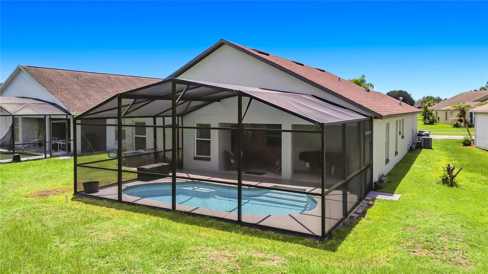 CRESCENT LAKES - Residential