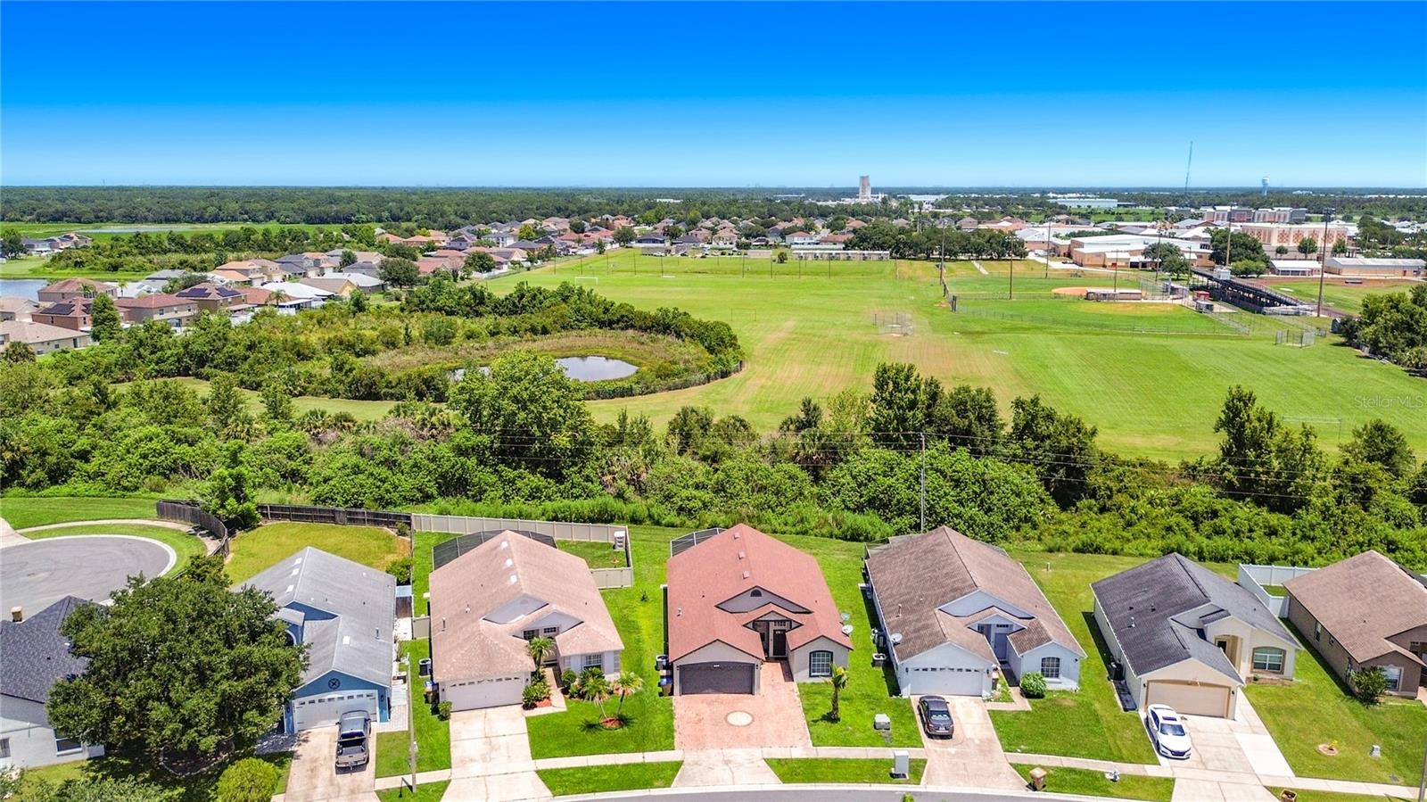CRESCENT LAKES - Residential