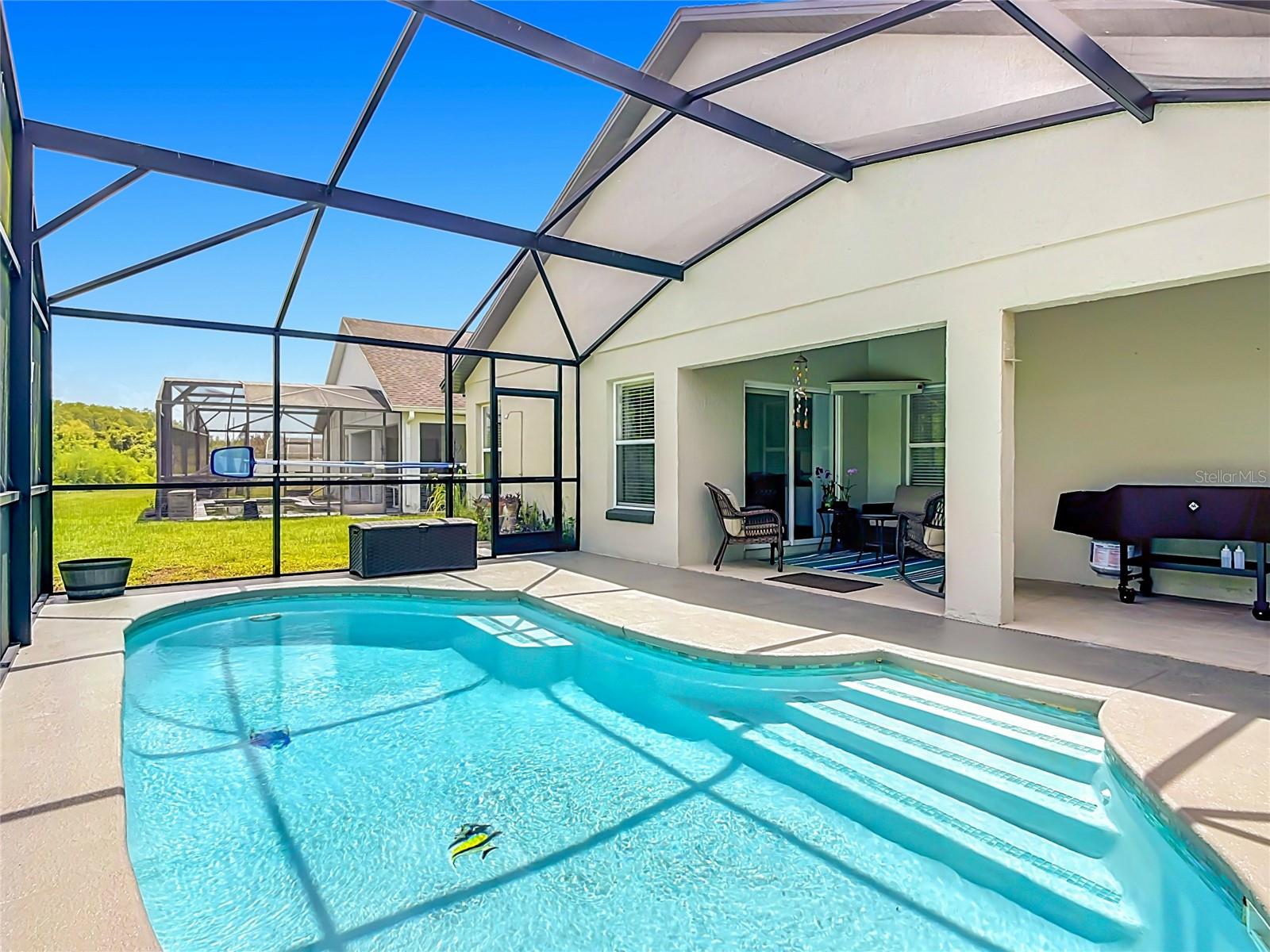 CRESCENT LAKES - Residential