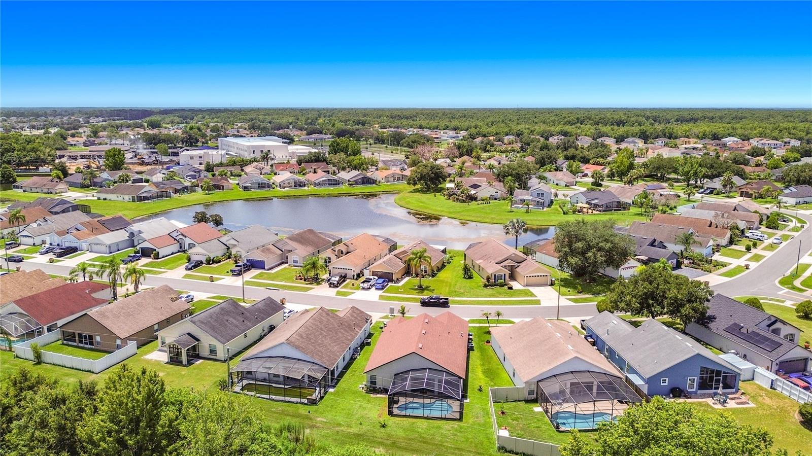CRESCENT LAKES - Residential
