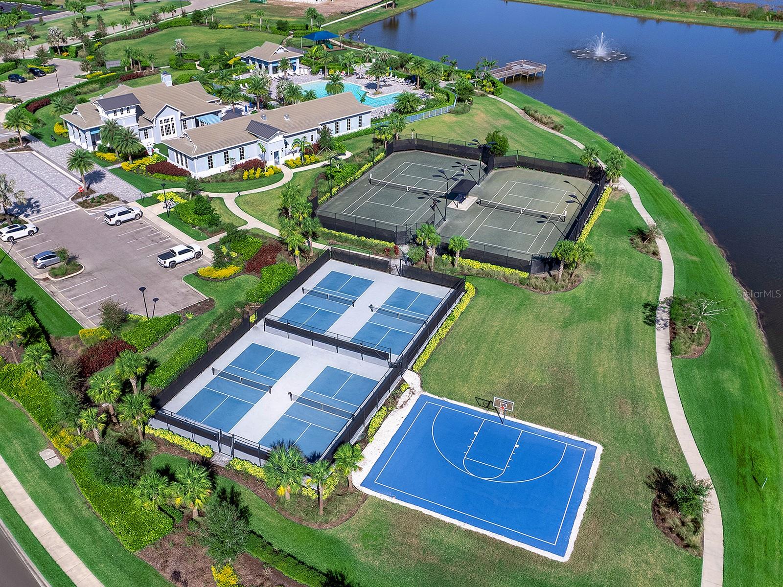 ISLES AT LAKEWOOD RANCH PH II - Residential