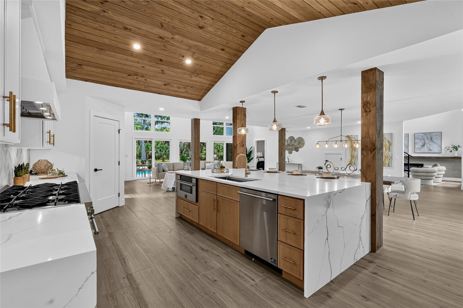 HIDDEN WOODS - Residential