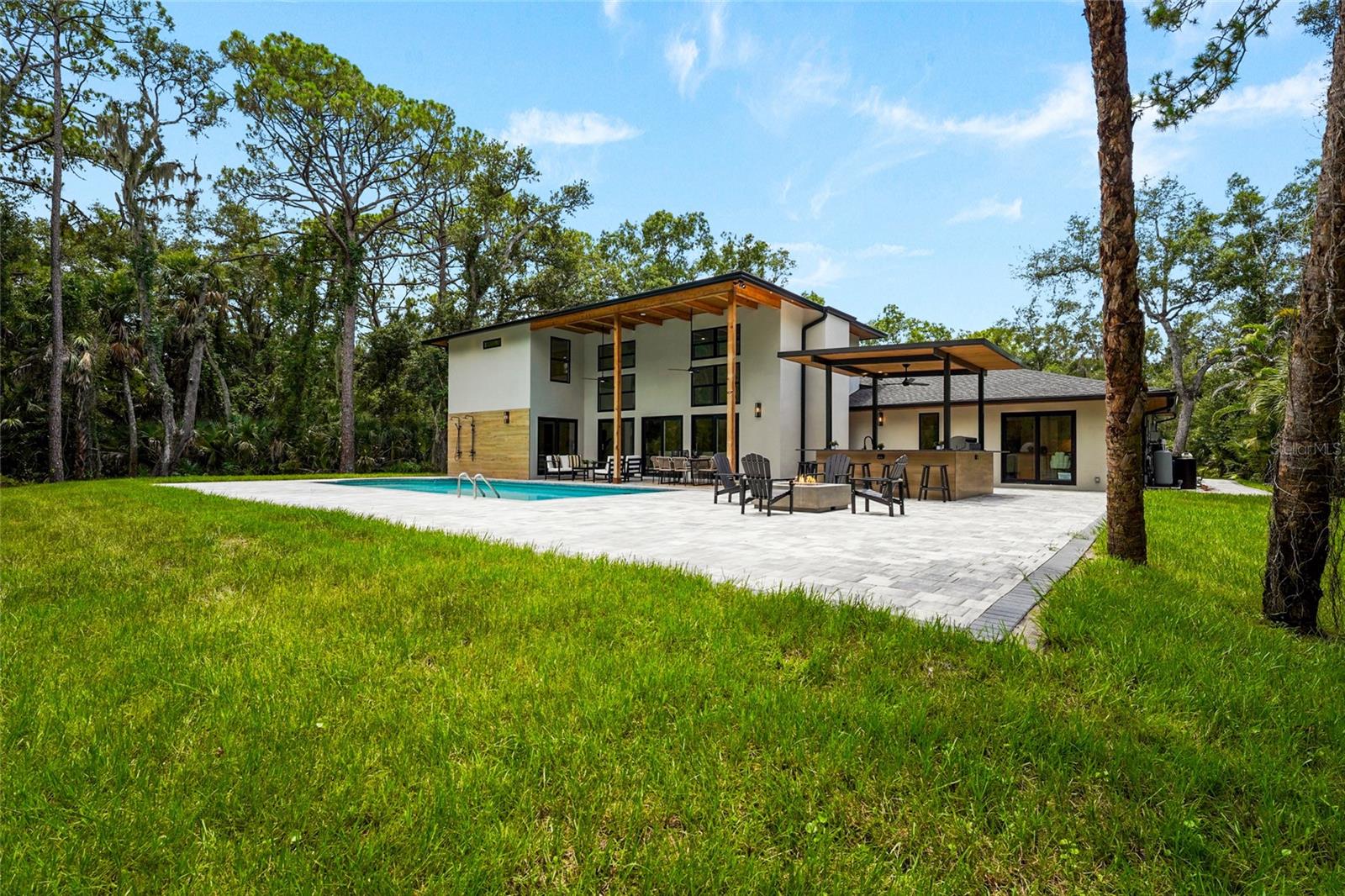 HIDDEN WOODS - Residential