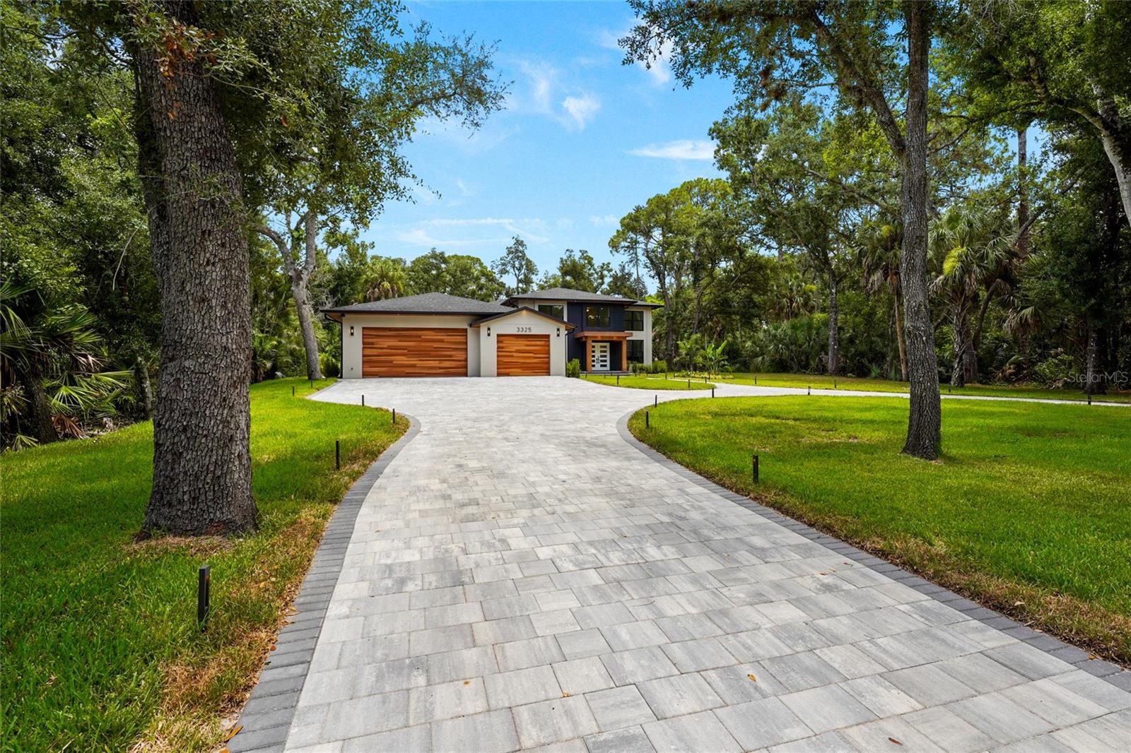 HIDDEN WOODS - Residential