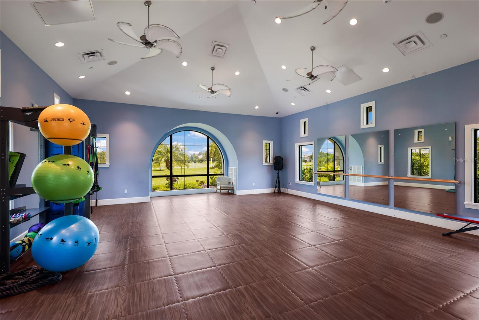 WINDWARD AT LAKEWOOD RANCH - Residential