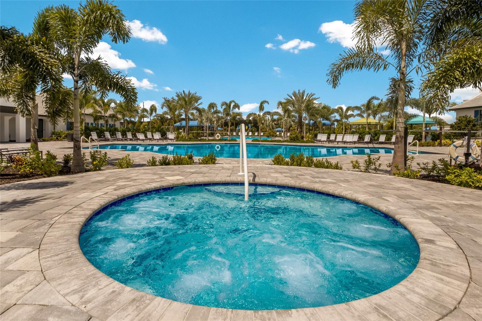WINDWARD AT LAKEWOOD RANCH - Residential