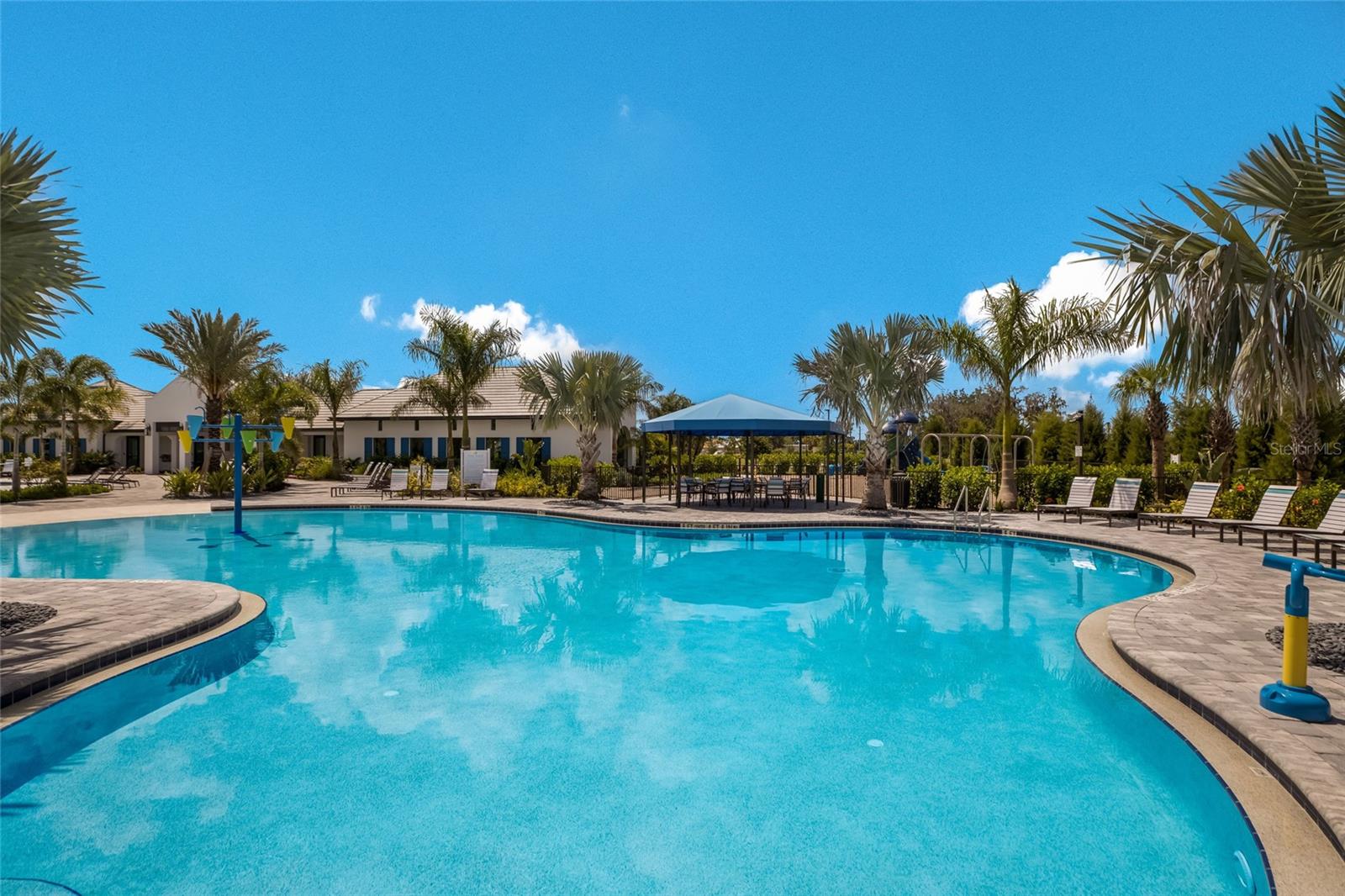 WINDWARD AT LAKEWOOD RANCH - Residential