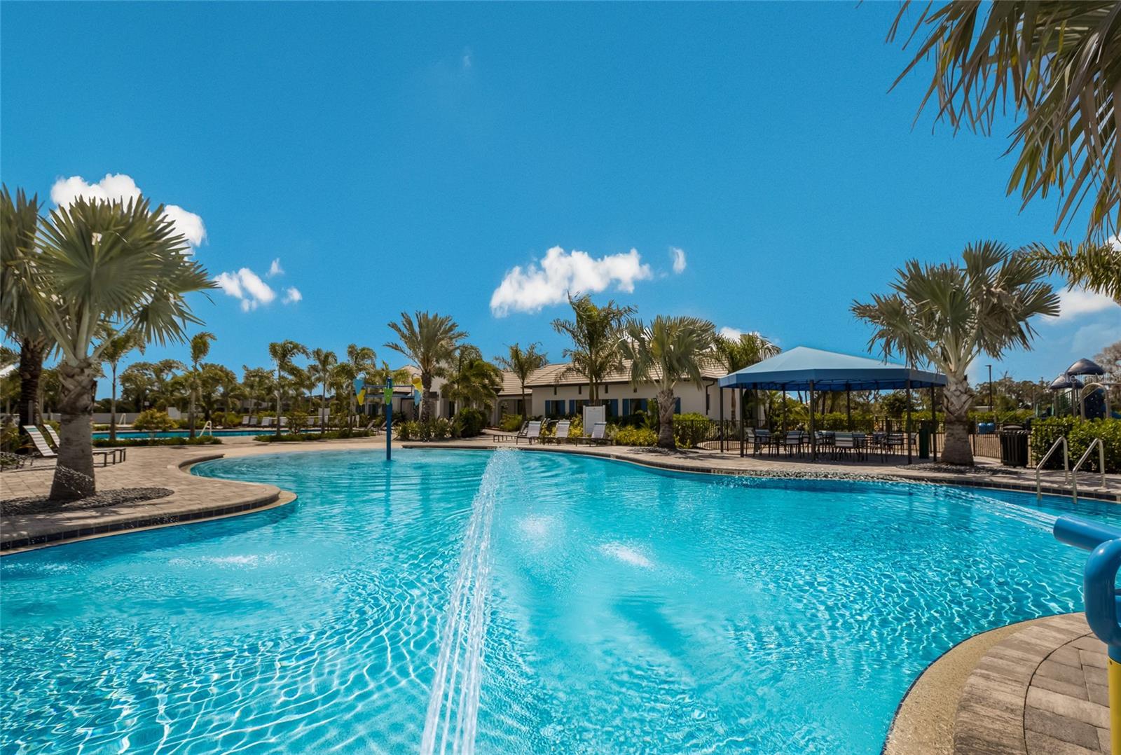 WINDWARD AT LAKEWOOD RANCH - Residential