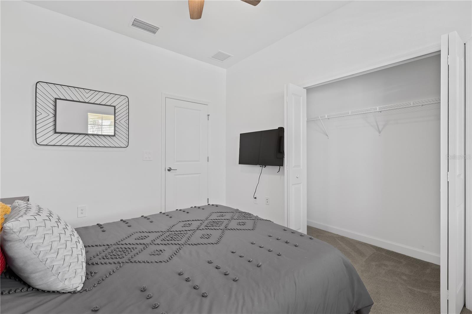 RIVER HALL COUNTRY CLUB PH 2 - Residential