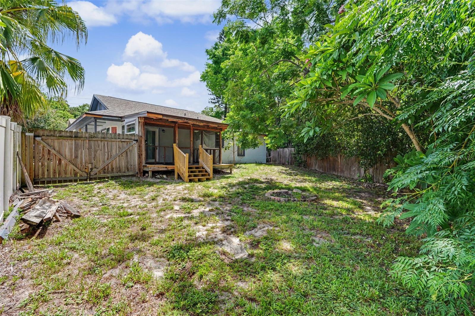 LAKE ST GEORGE-SOUTH - Residential