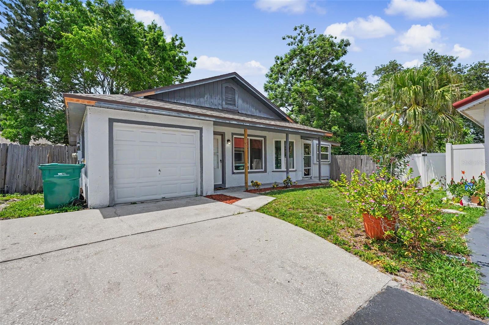 LAKE ST GEORGE-SOUTH - Residential