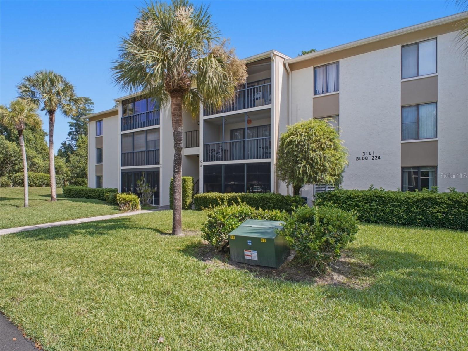 PINE RIDGE AT LAKE TARPON VILLAGE - Residential