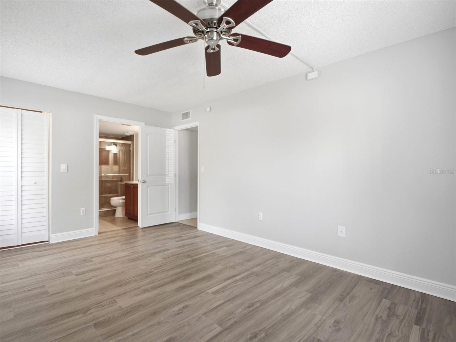 PINE RIDGE AT LAKE TARPON VILLAGE - Residential