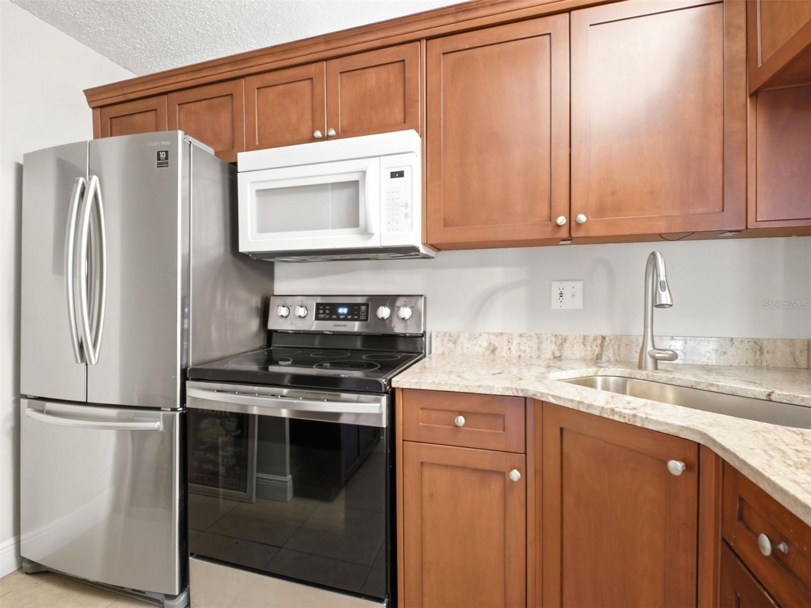PINE RIDGE AT LAKE TARPON VILLAGE - Residential