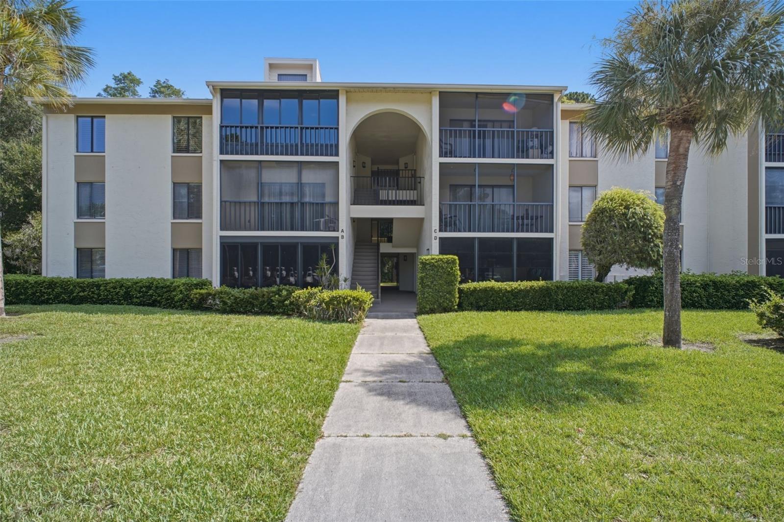 PINE RIDGE AT LAKE TARPON VILLAGE - Residential