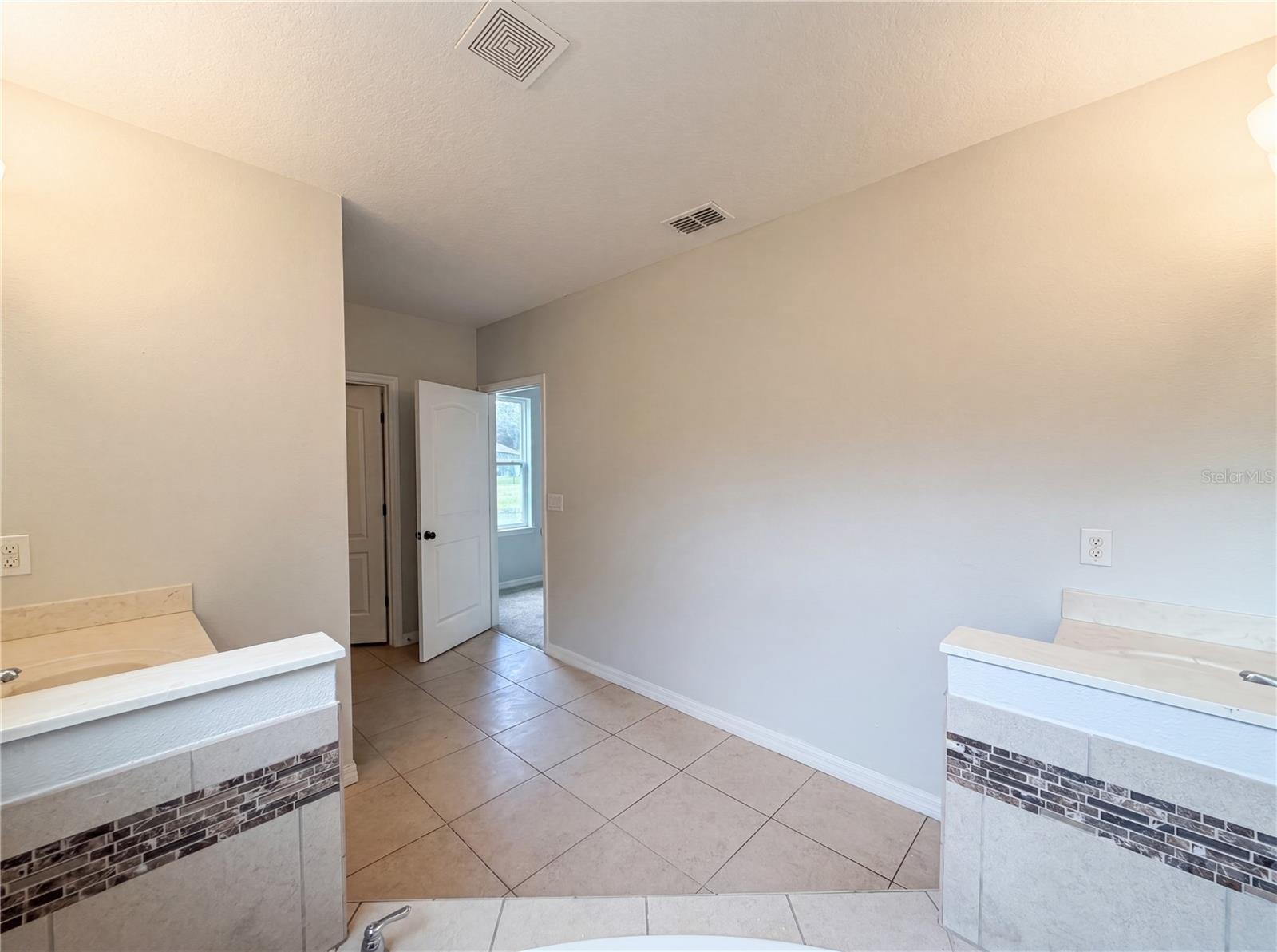 OAK BEND - Residential