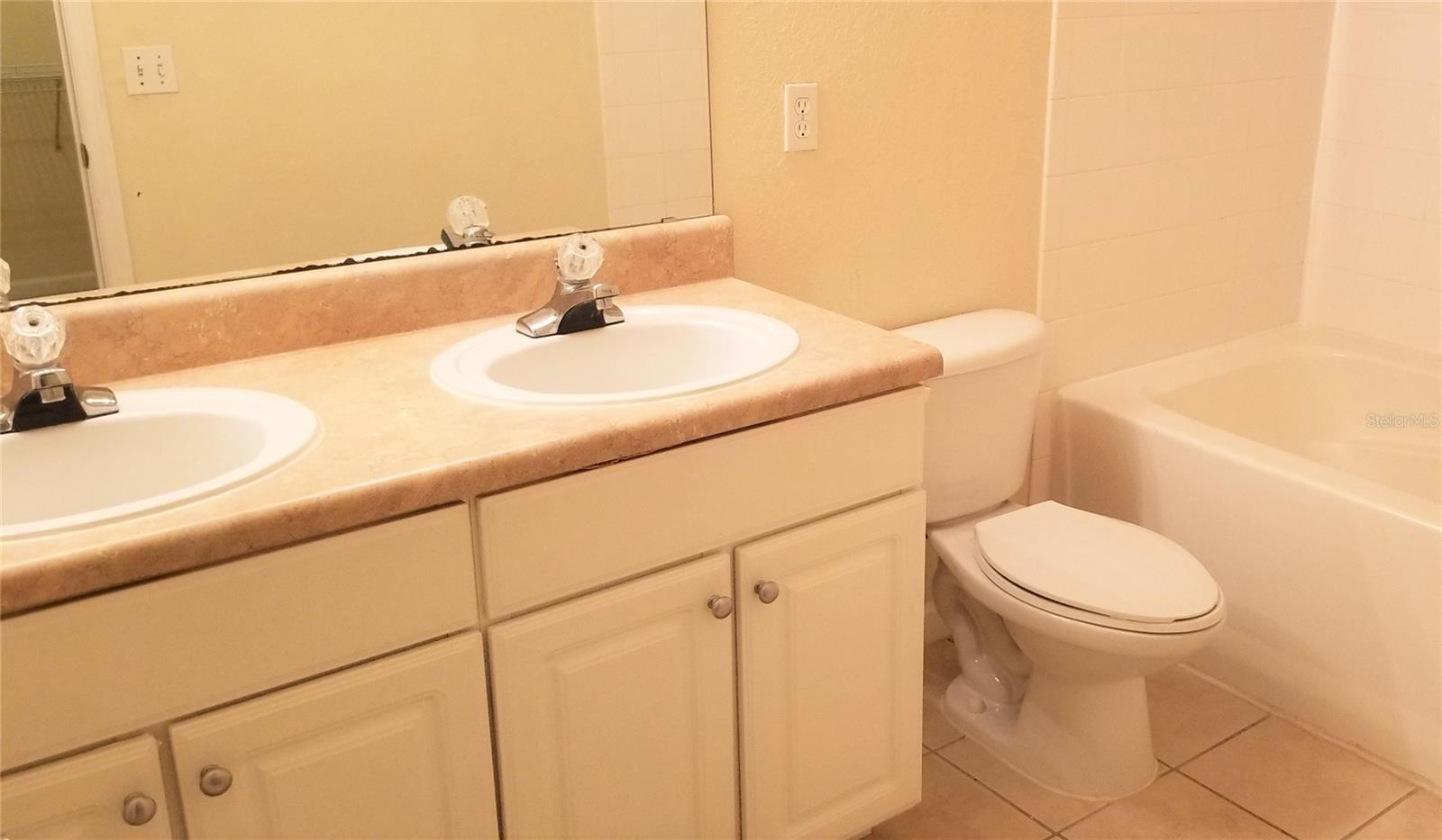 MAGNOLIA PLACE TWNHMS - Residential Lease