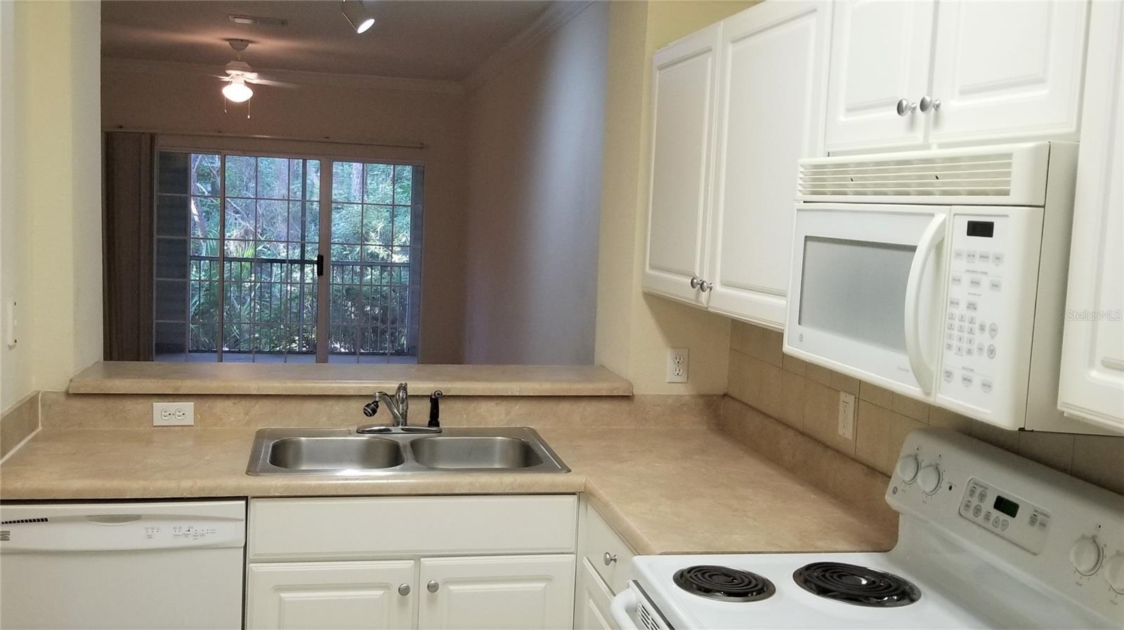 MAGNOLIA PLACE TWNHMS - Residential Lease