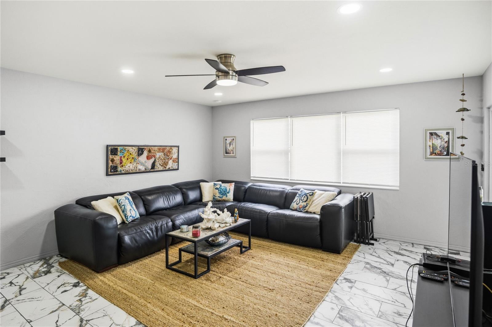 GOLDEN FLAMINGO APTS CONDO - Residential