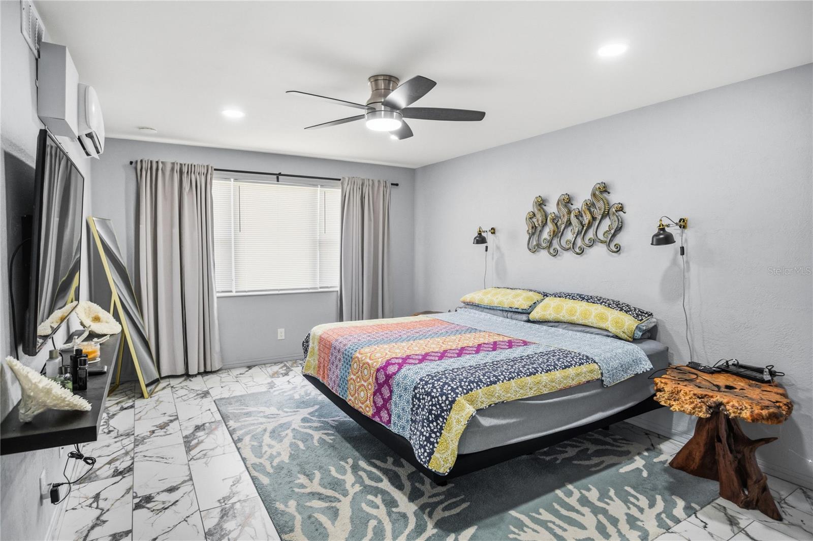 GOLDEN FLAMINGO APTS CONDO - Residential