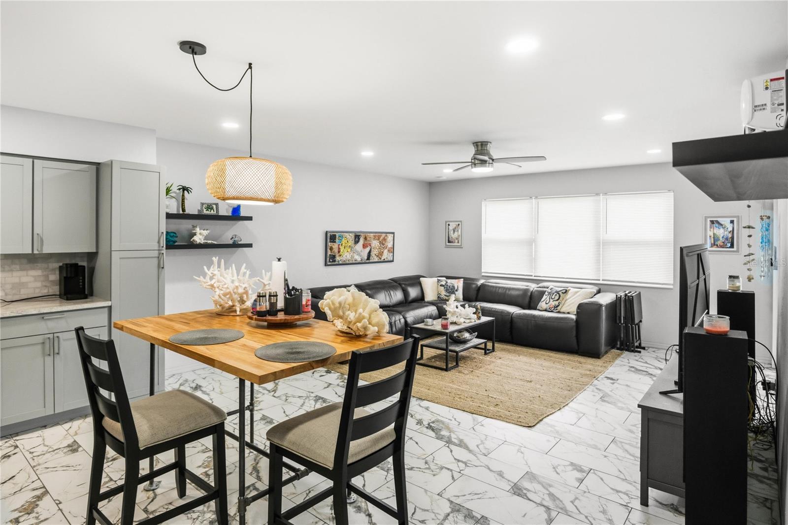 GOLDEN FLAMINGO APTS CONDO - Residential