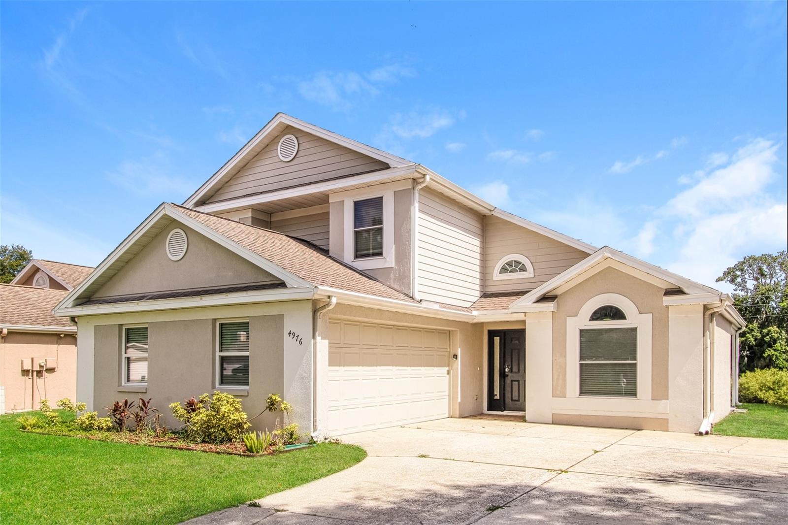SUMMER LAKES - Residential