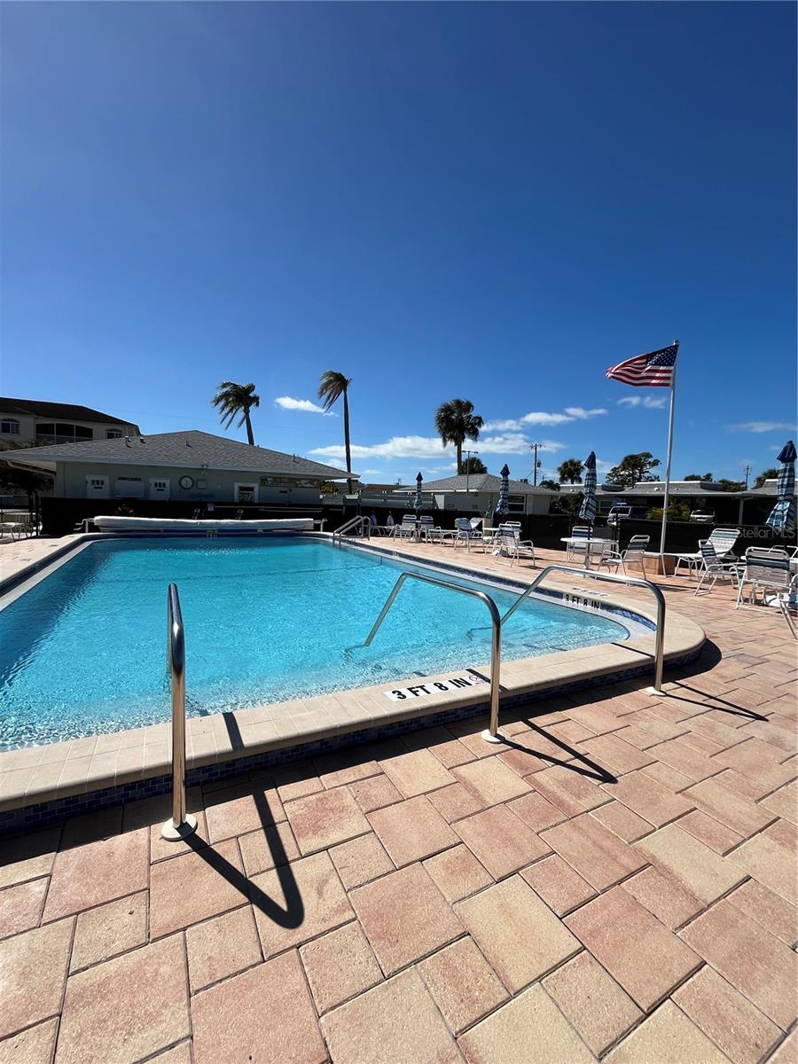 BEACH MANOR VILLAS SOUTH - Residential
