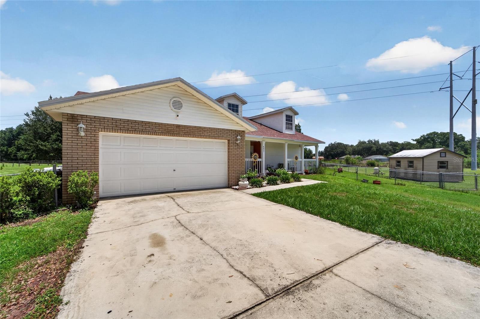 COUNTRY VIEW ESTATES - Residential