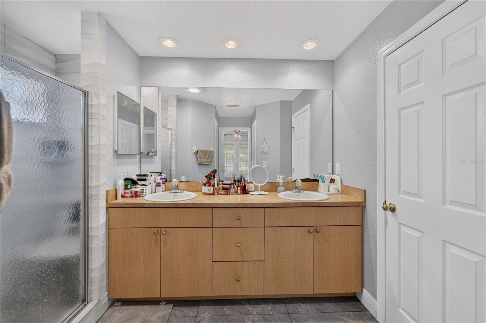COUNTRY VIEW ESTATES - Residential