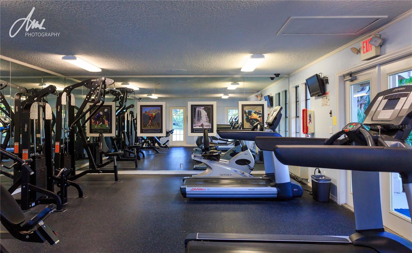 SUNTREE CENTER SUNTREE PUD STAGE 03 TR 25A - Residential Lease