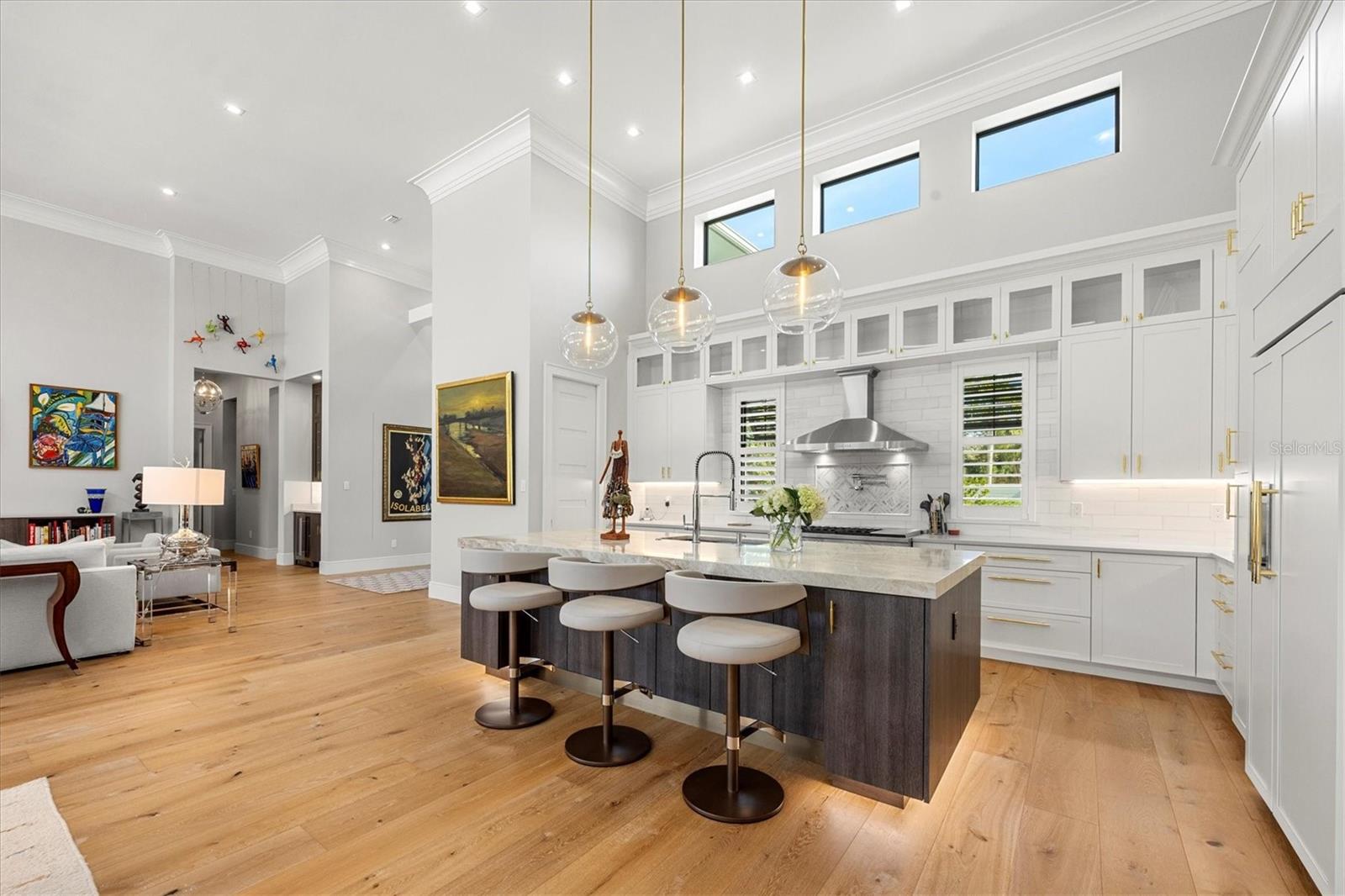 HANSENS SUB OPPOSITE PG IN PB - Residential