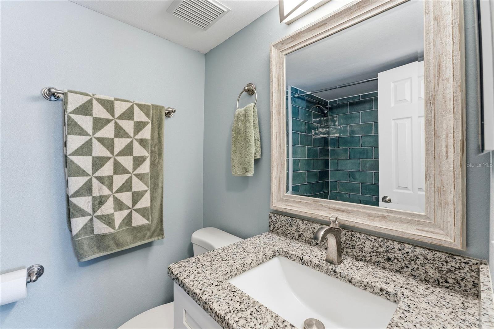EAST LAKE WOODLANDS CYPRESS ESTATES - Residential