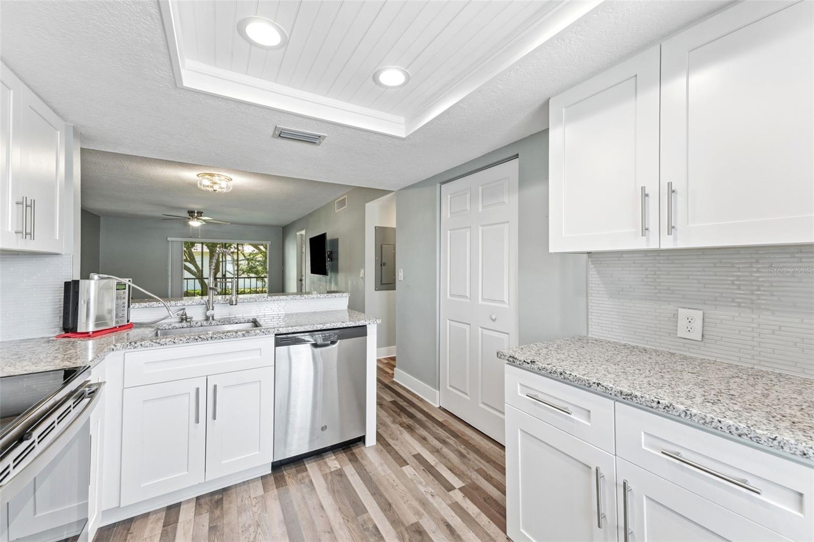 EAST LAKE WOODLANDS CYPRESS ESTATES - Residential