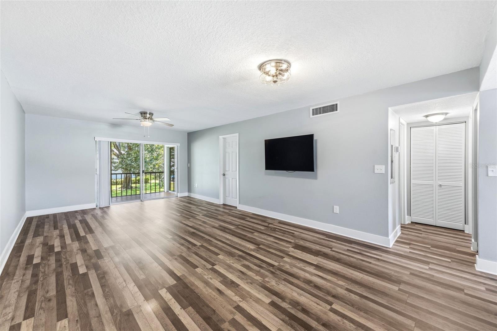 EAST LAKE WOODLANDS CYPRESS ESTATES - Residential