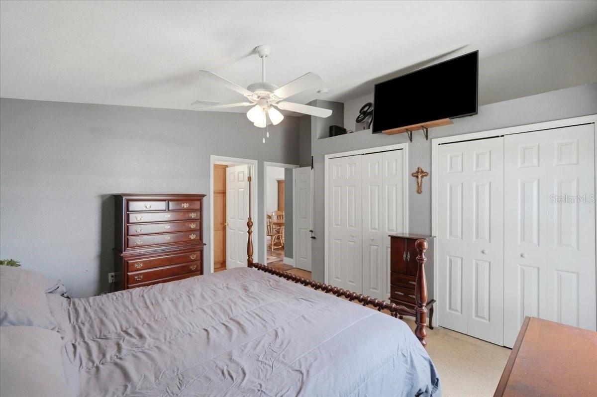 A R ELIGHFIELDS ADD/CROOKED L - Residential