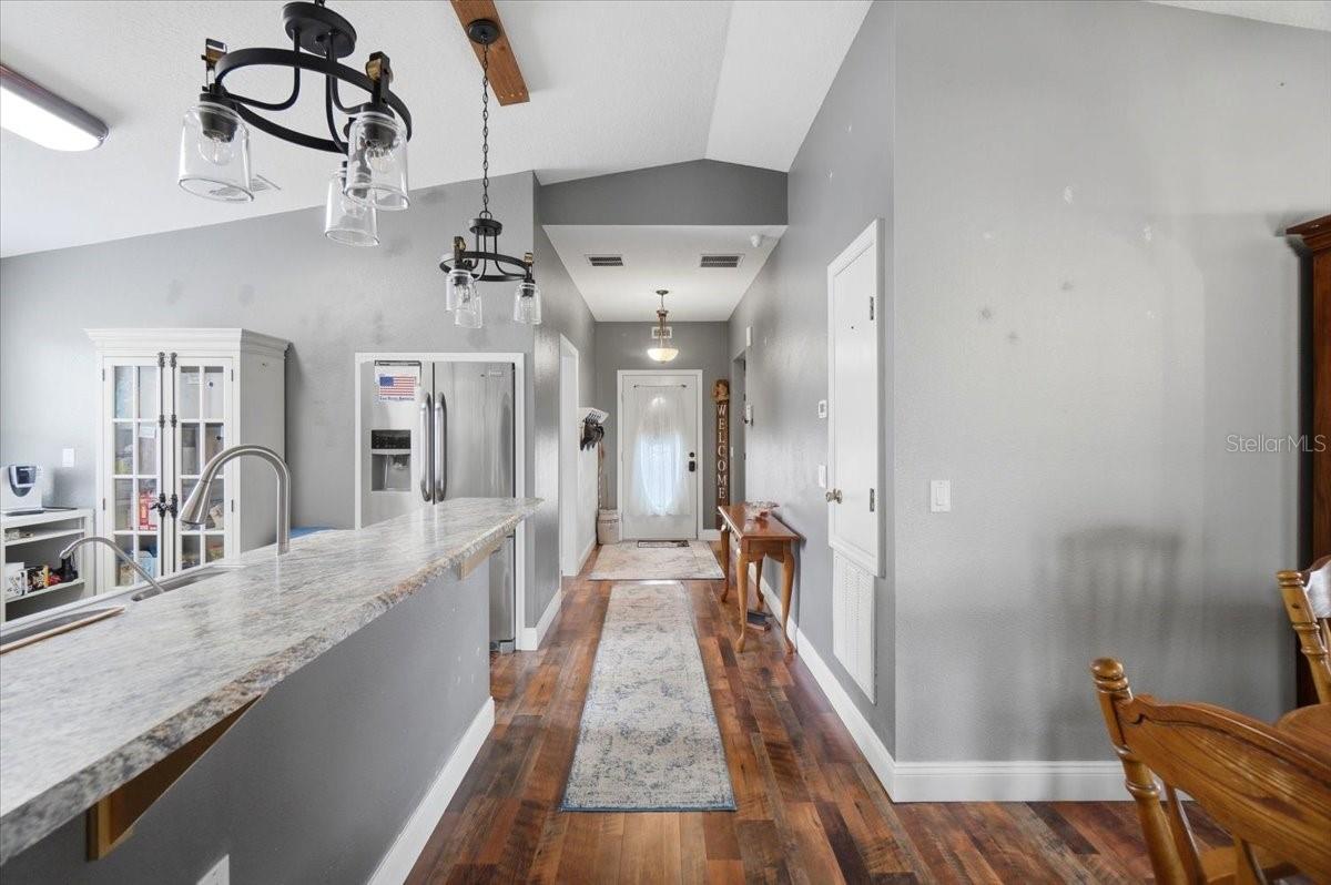 A R ELIGHFIELDS ADD/CROOKED L - Residential