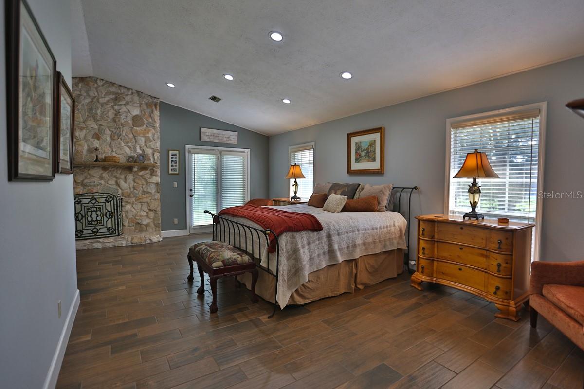 MEFFERET FARM DEVELOPMENT - Residential