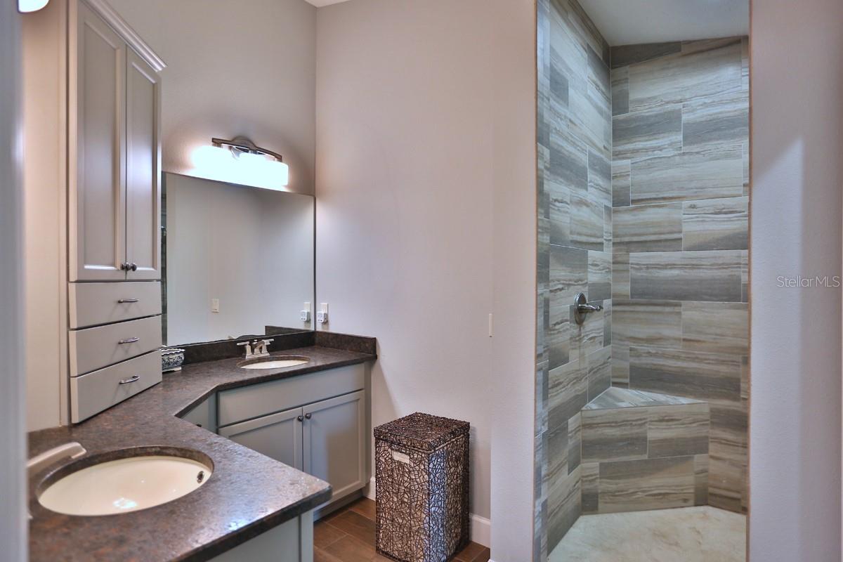 MEFFERET FARM DEVELOPMENT - Residential