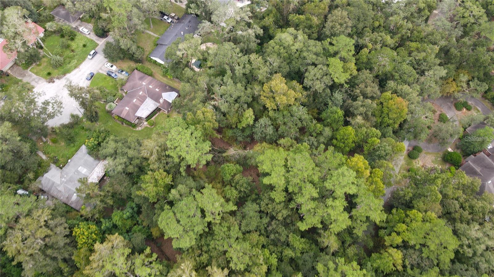 PELHAM PLACE - Land