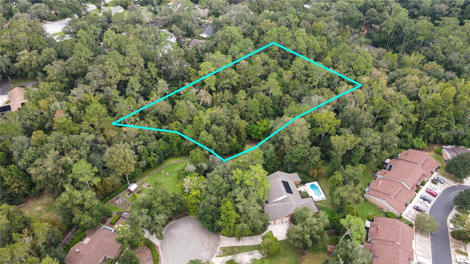 PELHAM PLACE - Land