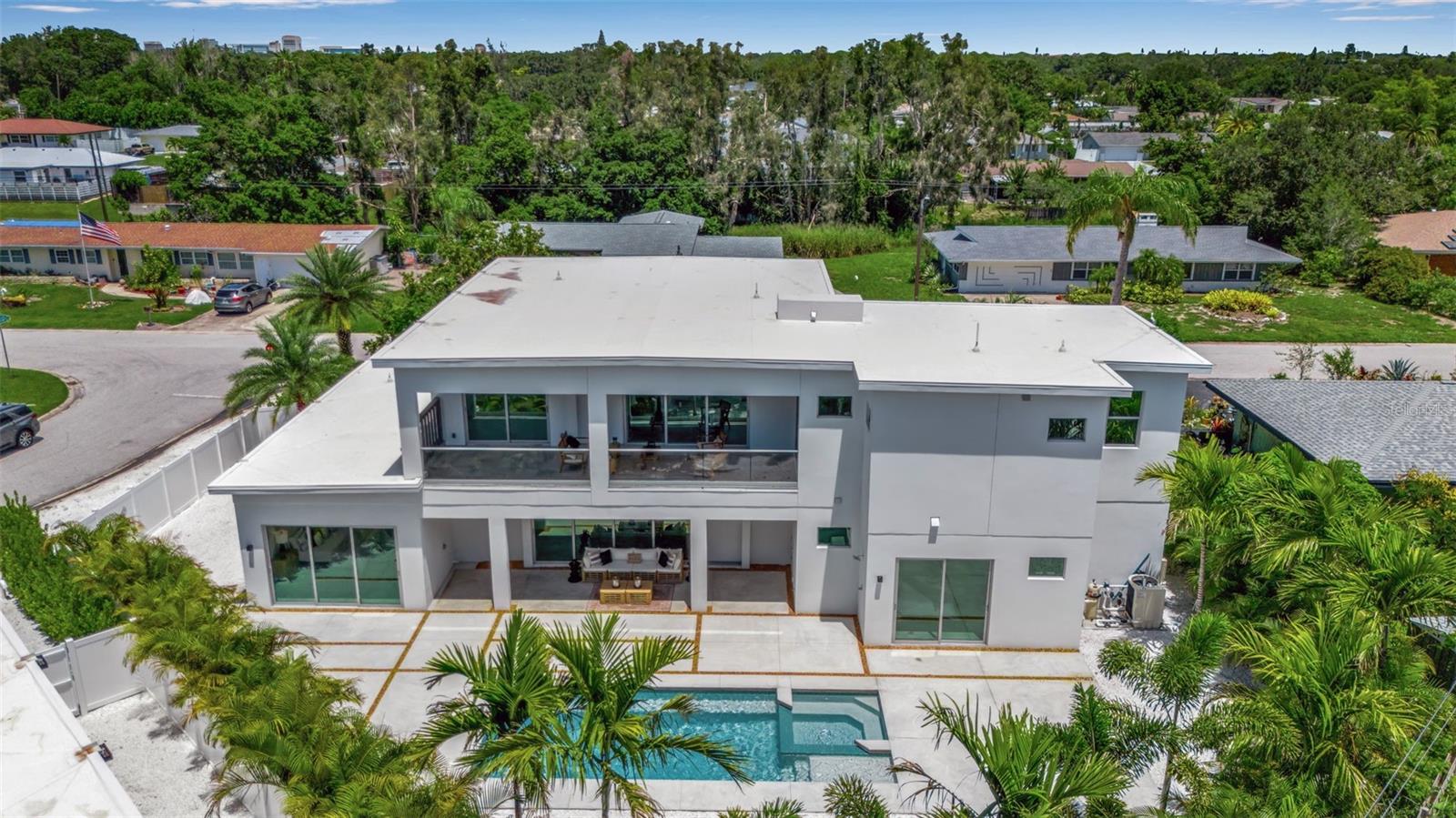 SOUTH GATE - Residential