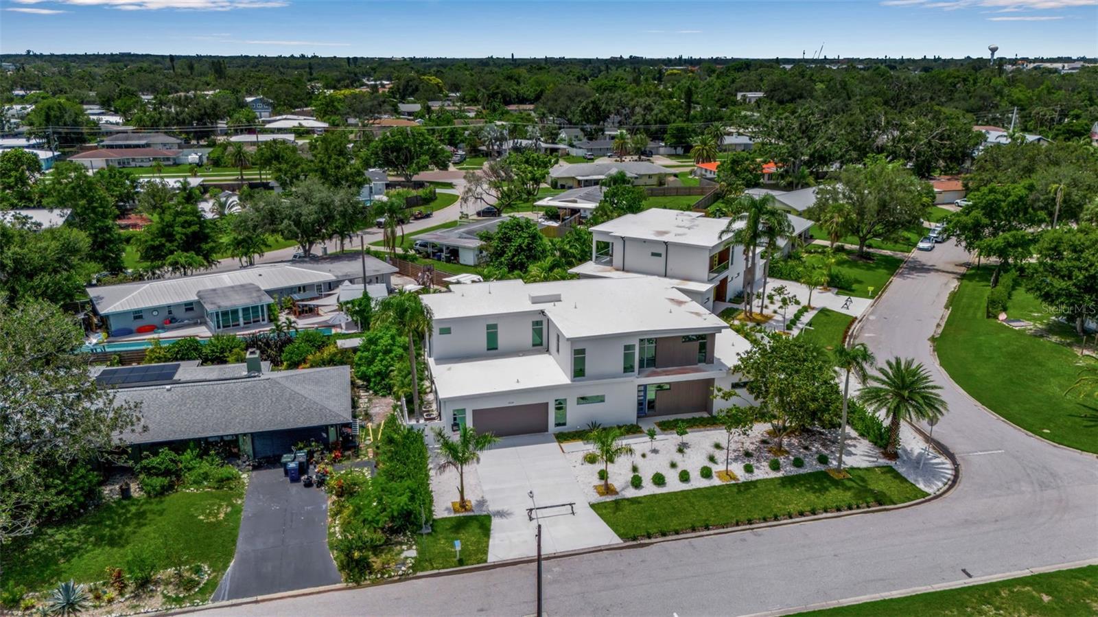 SOUTH GATE - Residential