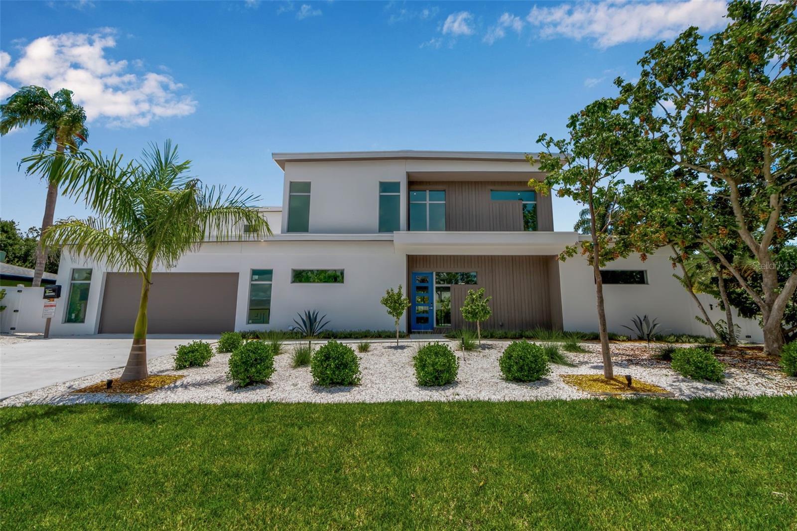 SOUTH GATE - Residential