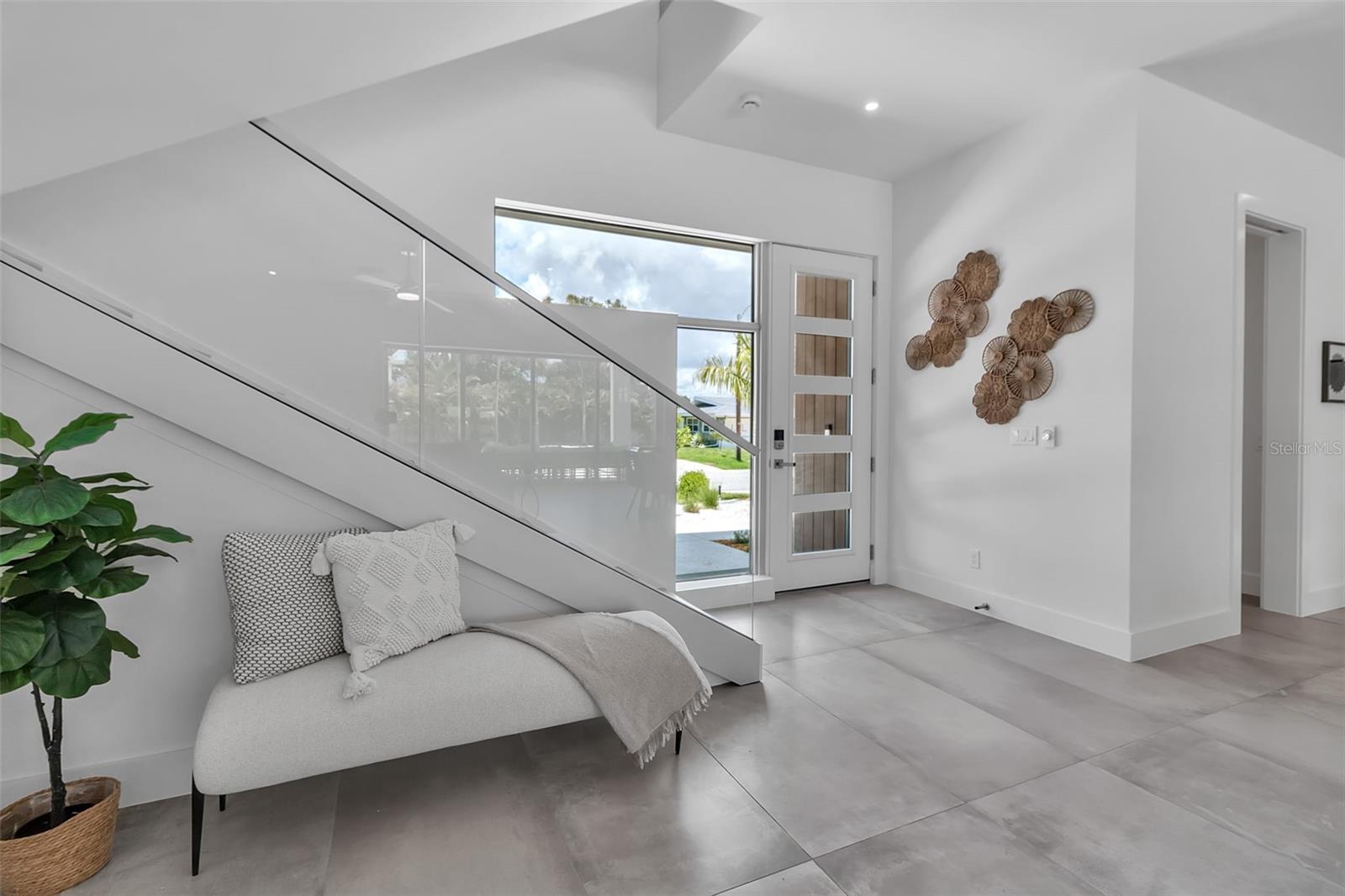 SOUTH GATE - Residential