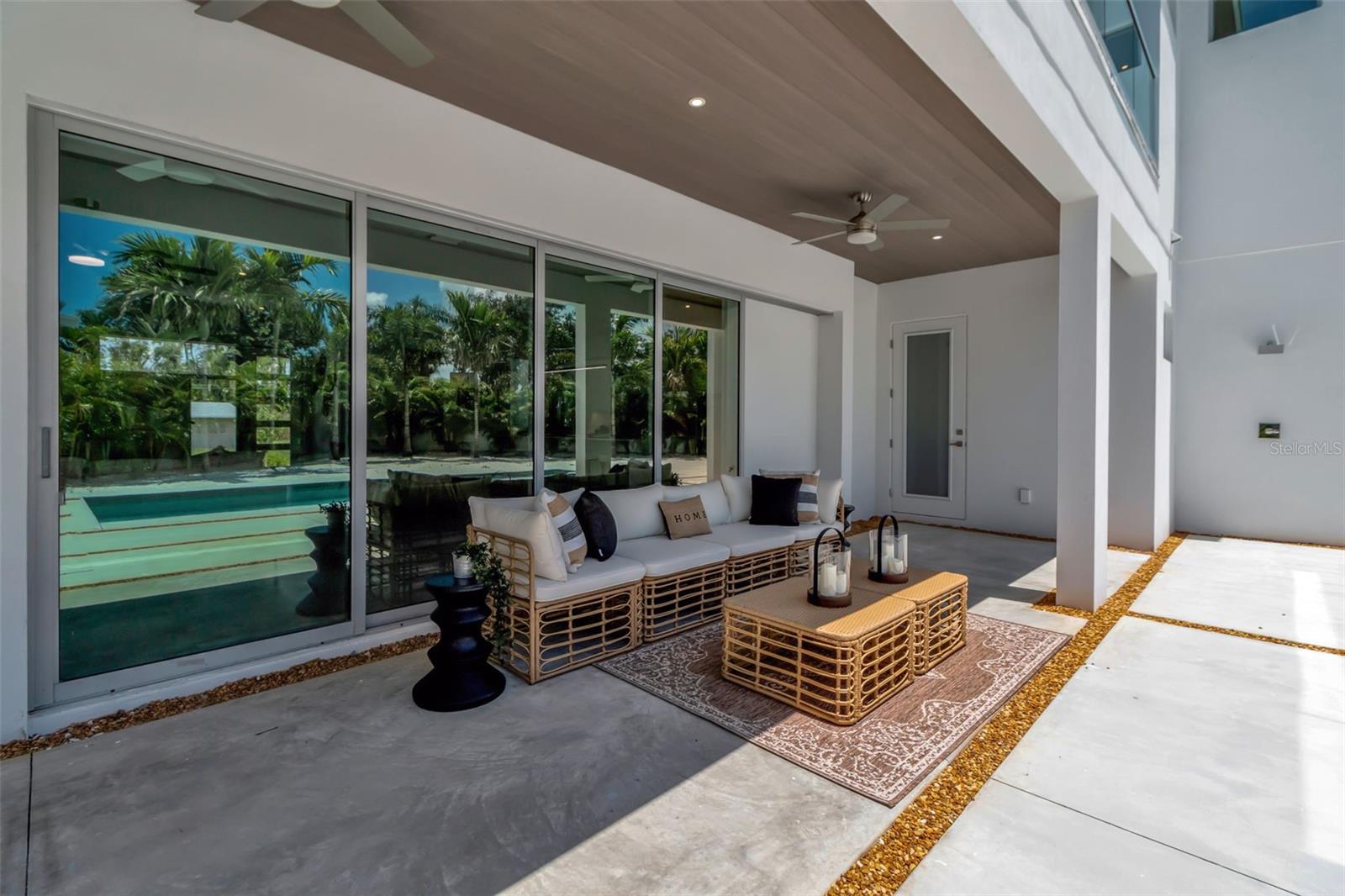 SOUTH GATE - Residential