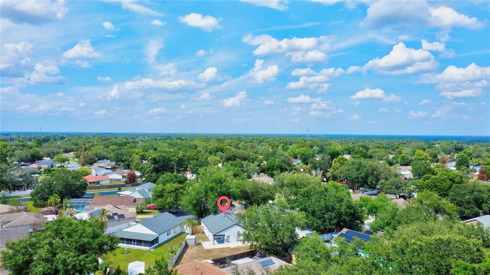 OAKS SUMMIT LAKE - Residential
