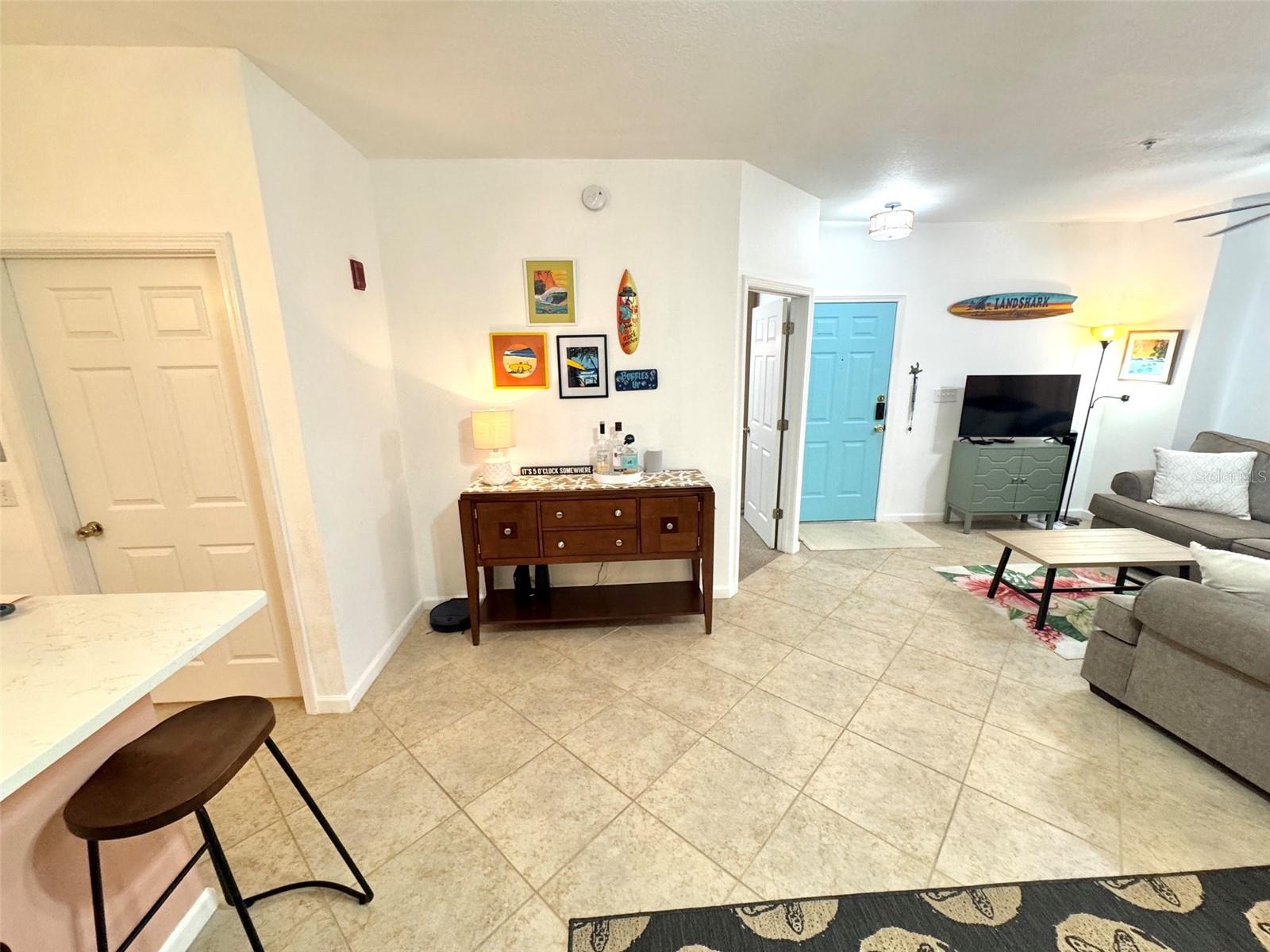 BEACHWAY CONDOS - Residential