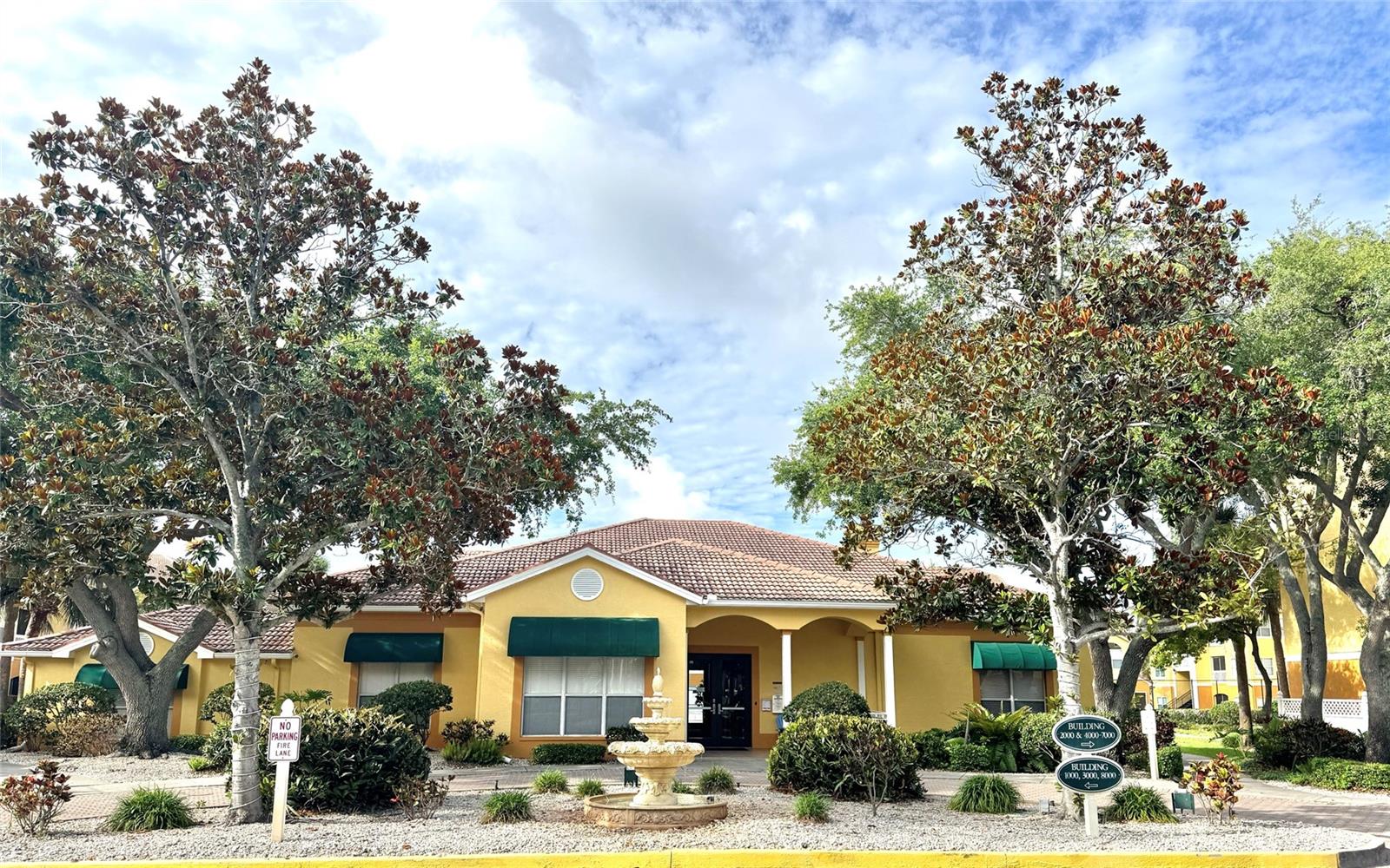 BEACHWAY CONDOS - Residential